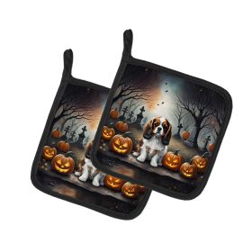 Cavalier Spaniel Spooky Halloween Pair of Pot Holders Kitchen Heat Resistant Pot Holders Sets Oven Hot Pads for Cooking Baking BBQ, 7 1/2 x 7 1/2